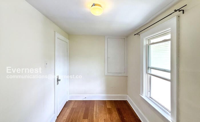 Building Photo - 783 Seymour Ave