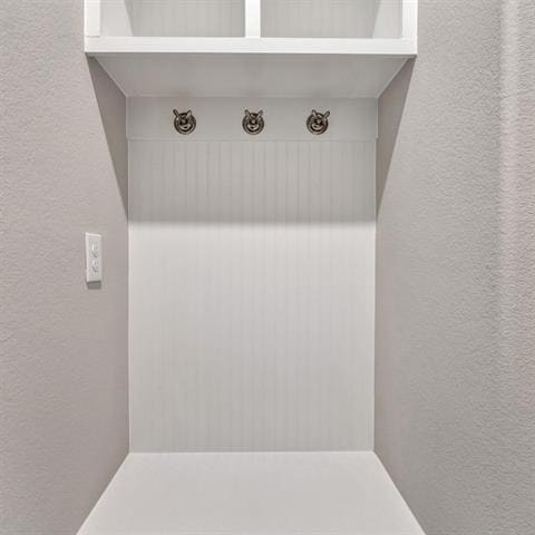 Building Photo - 2106 Sandpiper Wy