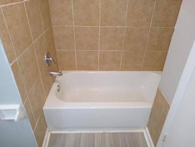 Building Photo - 6954 Trout St