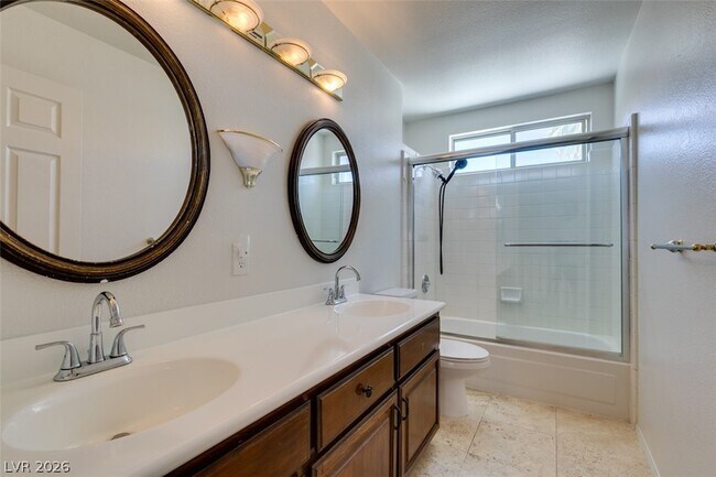Building Photo - 8224 Tivoli Cove Dr
