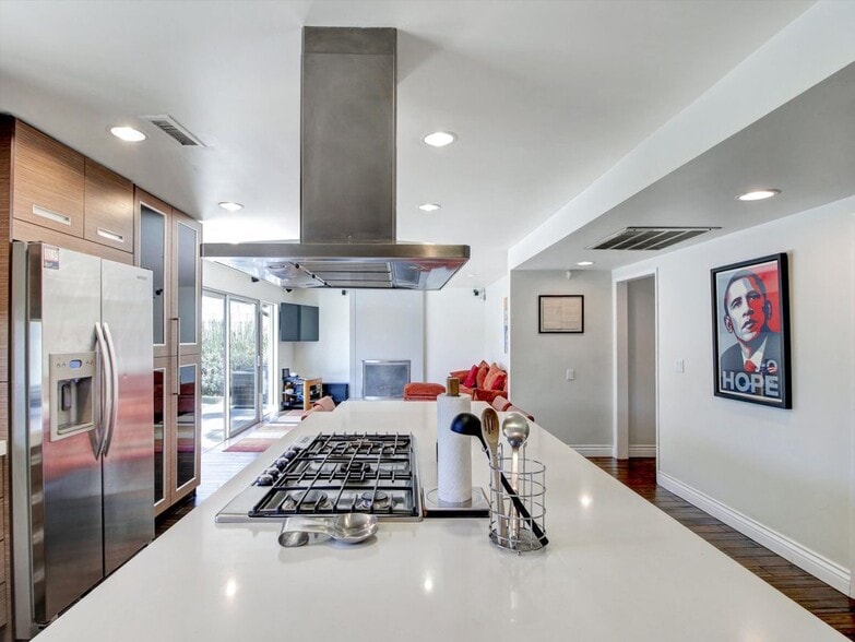 Building Photo - 6763 Radlock Ave