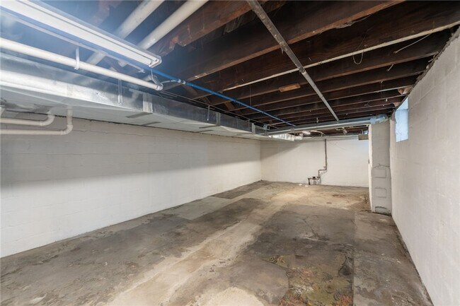 Building Photo - 531 N Euclid Ave