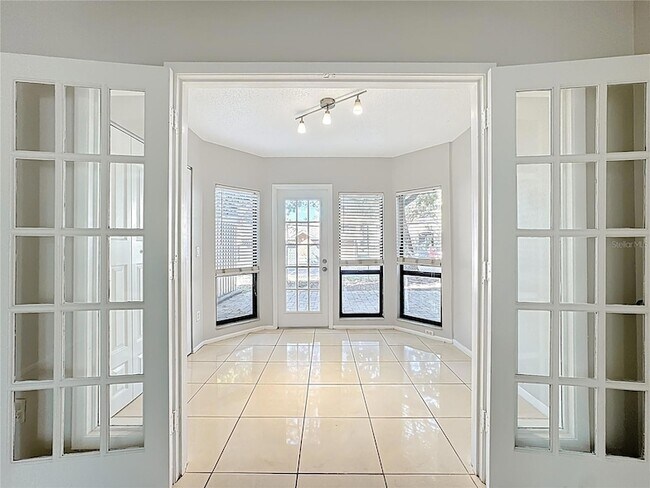 Building Photo - 4320 Middlebrook Rd