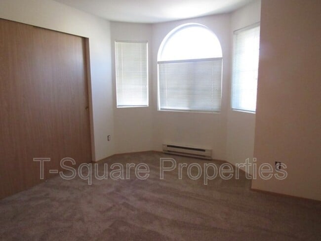 Building Photo - 7634 230th St SW