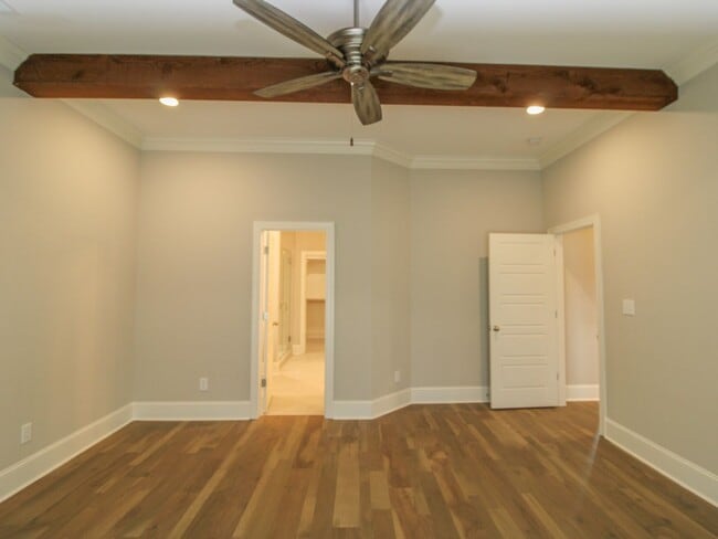Building Photo - Fabulous Home in Canebrake