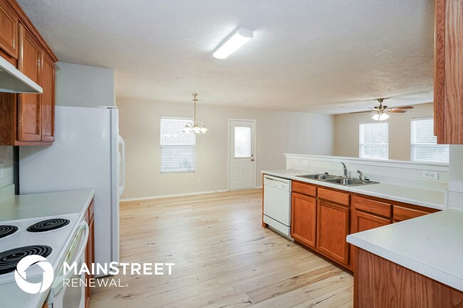Building Photo - 2846 Meadow Gln