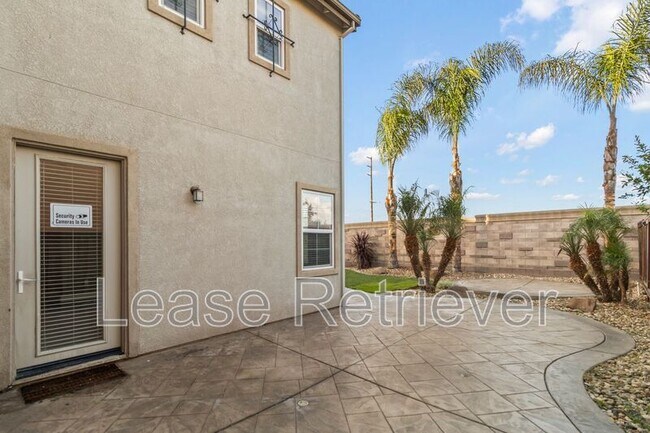 Building Photo - 479 W Esplanade Dr