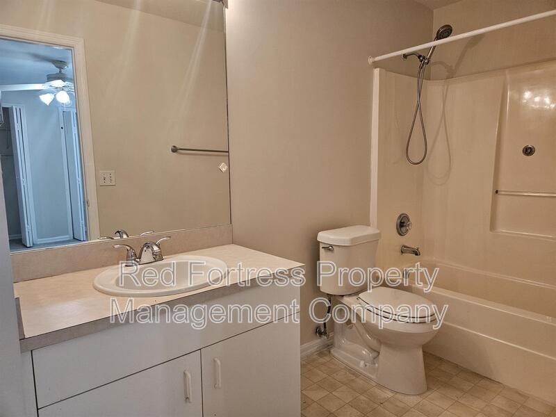 Building Photo - 1814 SW 42nd St