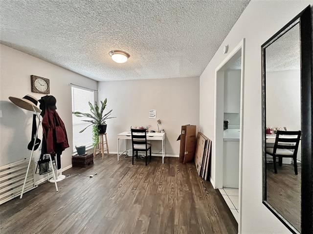 Building Photo - 1803 Ridgebrook Dr
