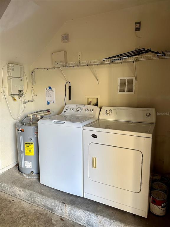 Building Photo - 5213 Beach Breeze Ct