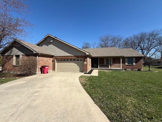 Building Photo - 5 Micaela Ct