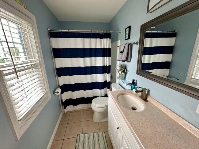 Building Photo - 5107 Salmon Dr SE