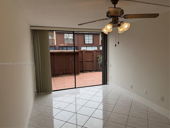 Building Photo - 7009 SW 115th Pl