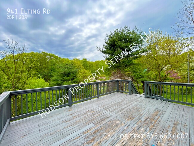 Building Photo - 941 Elting Rd