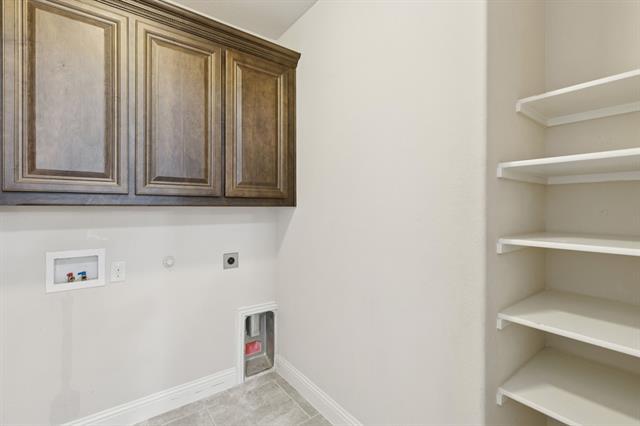 Building Photo - 2141 Lewis Canyon Dr