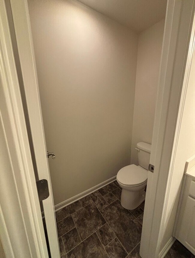 Building Photo - 3BR/2.5BA Home for Rent in Eastwood for Re...