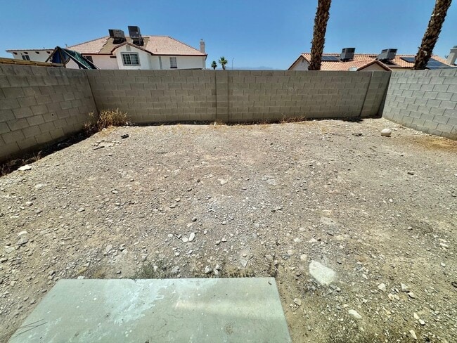 Building Photo - THIS WONDERFUL HOME IS A TWO-STORY PROPERT...