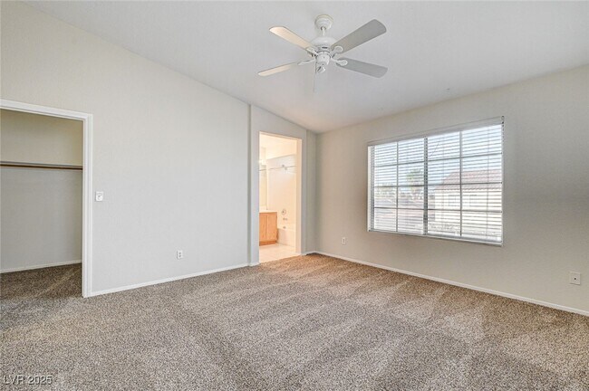 Building Photo - 9559 Belle Reserve St