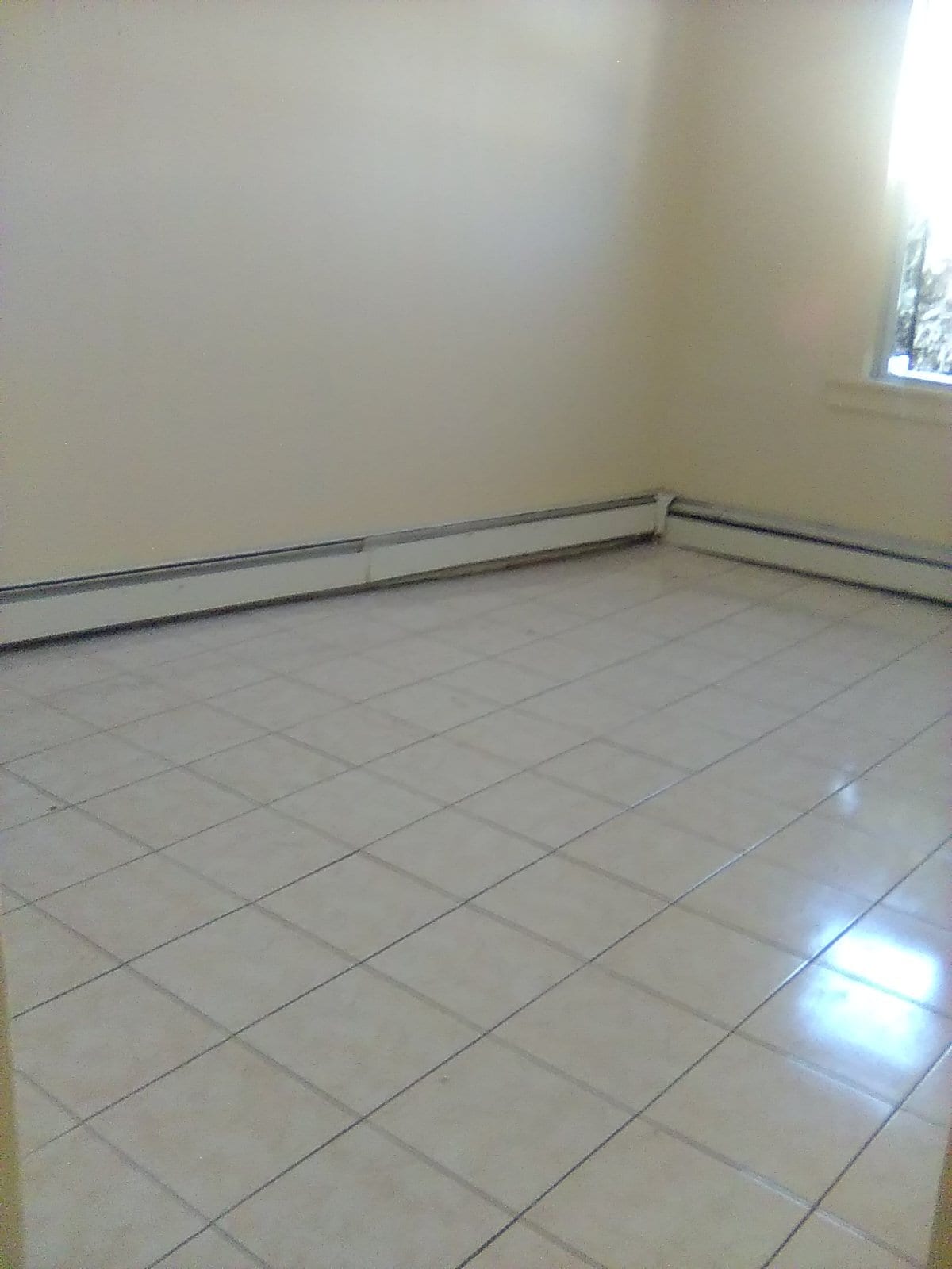 Building Photo - 92 Holly St