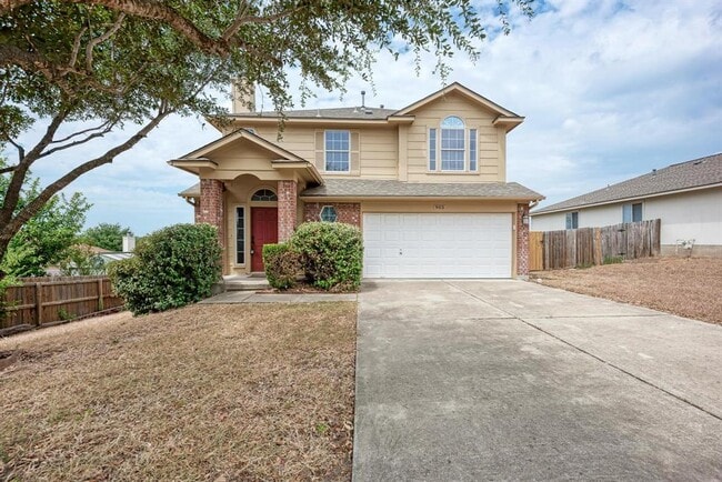 Building Photo - 903 Estate Dr