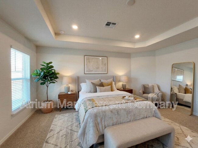 Building Photo - 1234 Cascade Dr