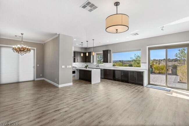 Building Photo - 9161 Tudor Park Pl