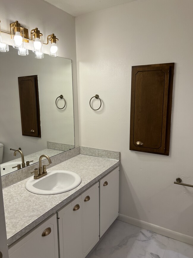 Building Photo - 1655 N Ramsey Ave