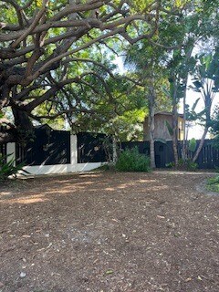 Building Photo - 8302 S Sepulveda Blvd