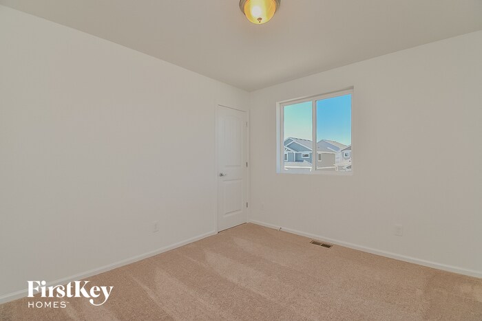Building Photo - 10706 Luneth Dr