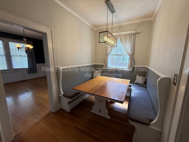 Building Photo - 340 W End Blvd