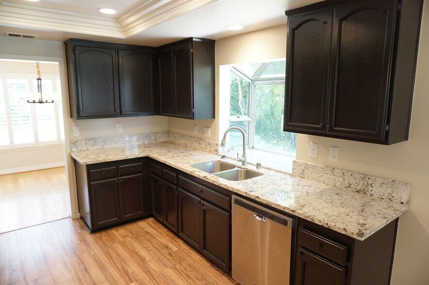 Building Photo - 12251 Turtle Ridge Pl