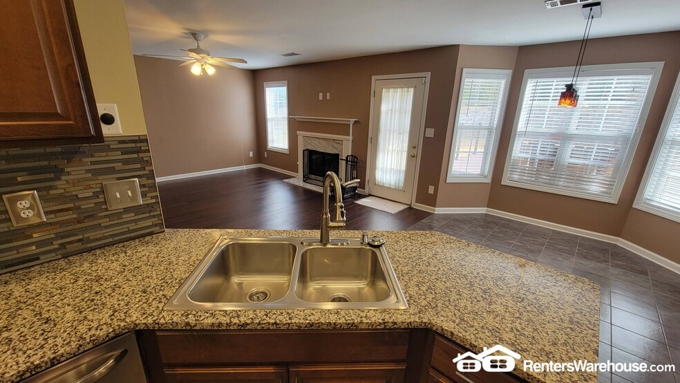 Building Photo - 1165 Amhearst Oaks Dr