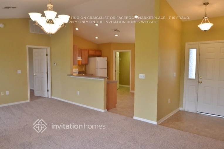 Building Photo - 3693 Sandhill Crane Dr