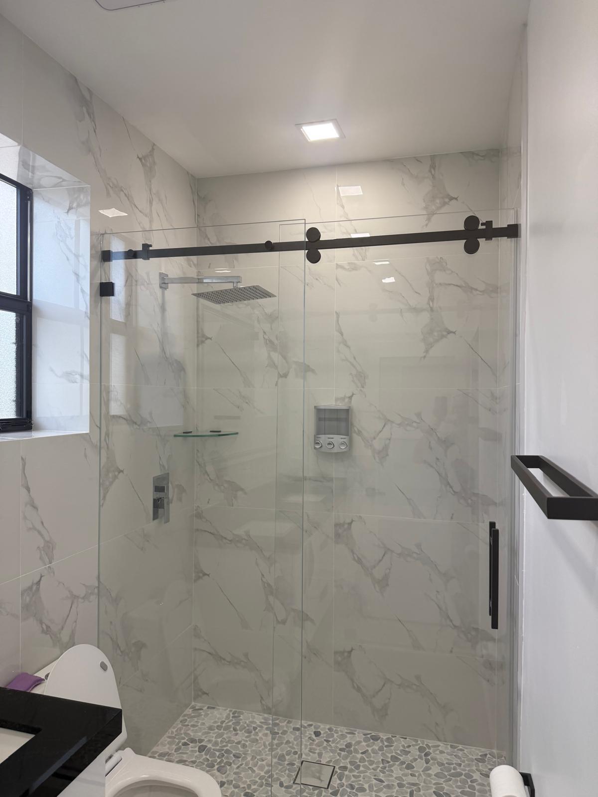 2nd full bath shower - 11300 SW 236th Ln