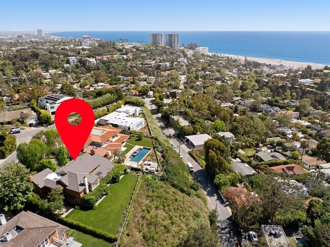 Building Photo - 521 Spoleto Dr