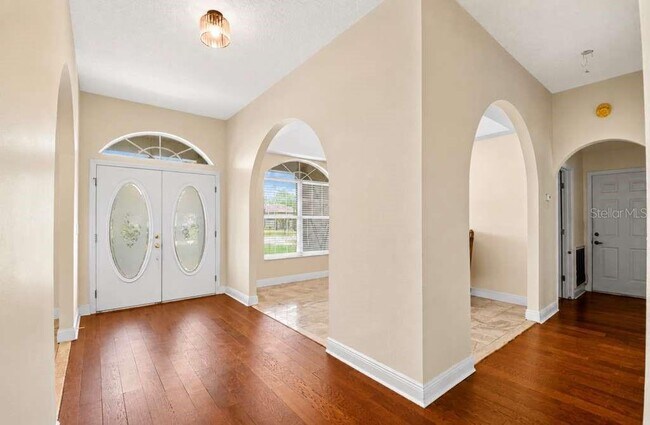 Building Photo - 2396 Nightingale Ln