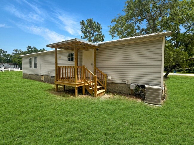 Building Photo - REMODELED 3BD 2BA HOME FOR RENT!