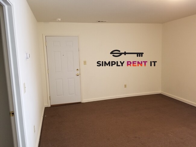 Building Photo - Affordable 1 Bedroom, Downtown Roland, Avail Now!