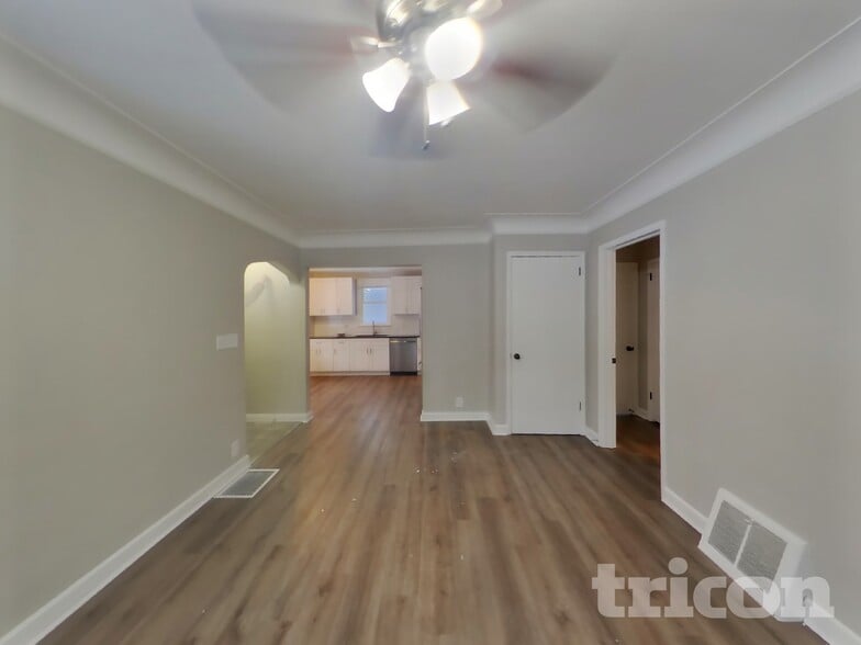 Building Photo - 3105 Georgia Ave S