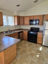 Building Photo - Fairway