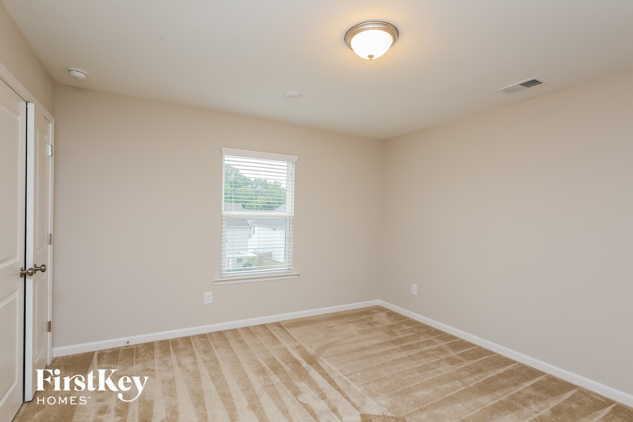 Building Photo - 6040 Wheeler Ridge Rd