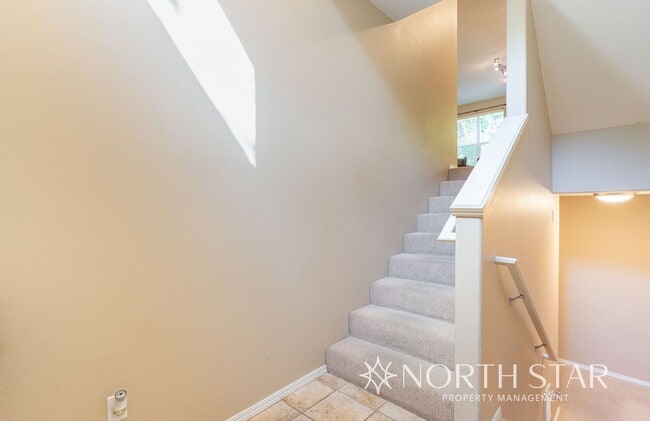 Building Photo - Forest Heights Brownstone