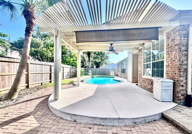Building Photo - 2123 Hollow Reef Cir