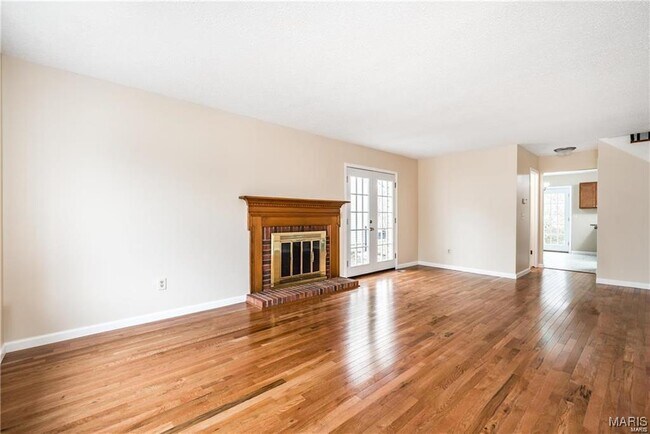Building Photo - 1369 Nykiel Ct