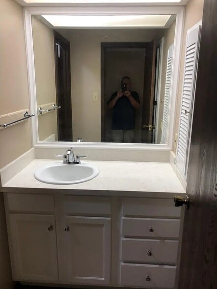 Upstairs Lavatory - 200 Lodge Dr