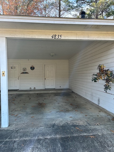 Primary Photo - 4835 N Park Rd