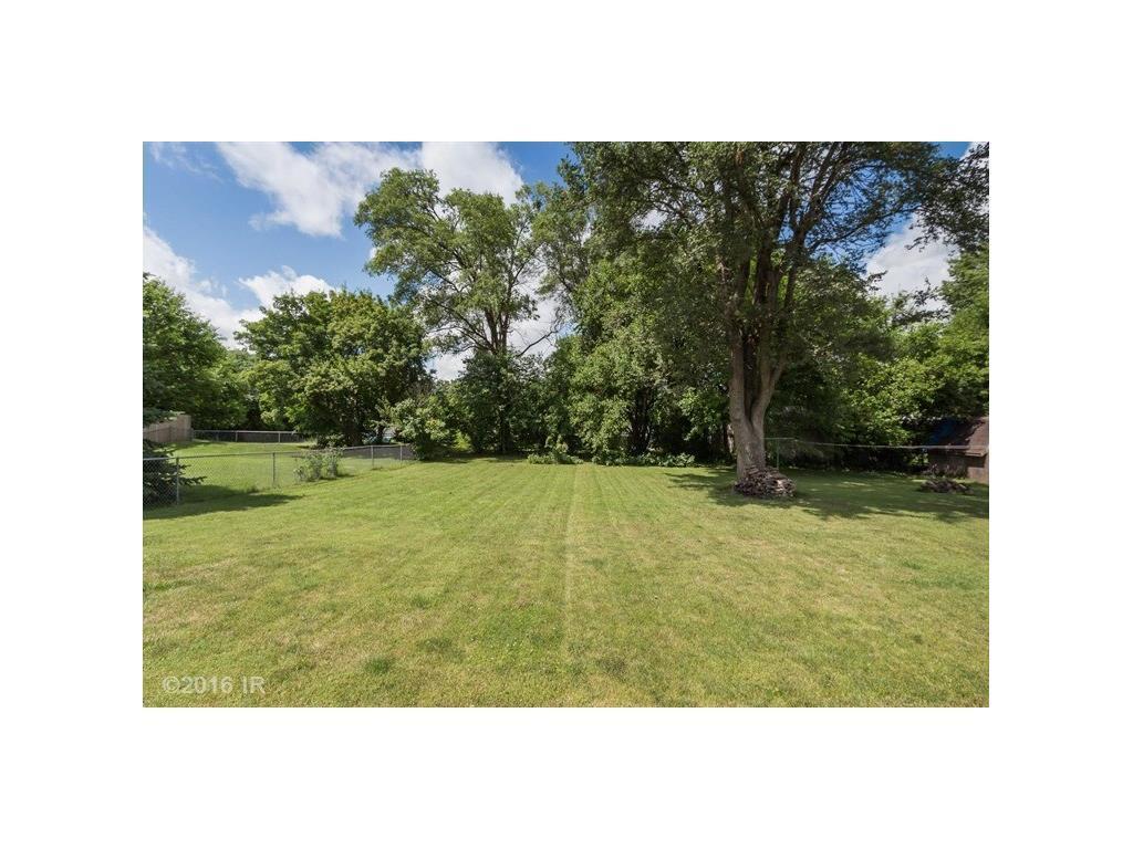 Building Photo - 2636 Wedgewood Rd