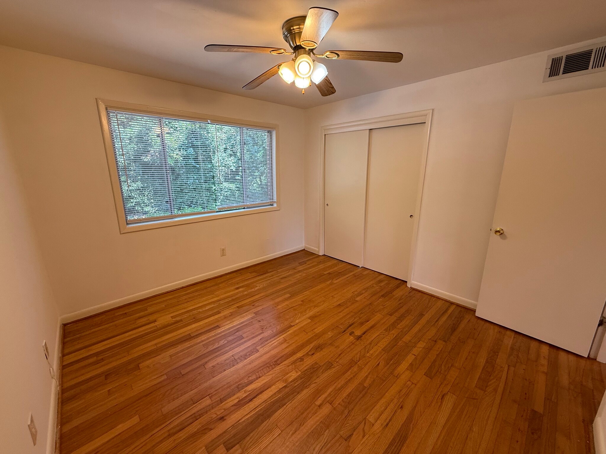 Building Photo - 425 S Church St