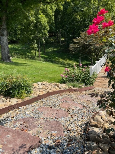 Building Photo - 312 Big Springs Rd