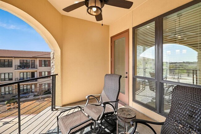 Building Photo - 104 Bella Toscana Ave